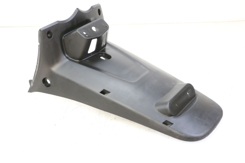 photo de PARAFANGO POSTERIORE MBK OVETTO ONE 2T 50 (2013 - 2017) - Primo piano tecnico