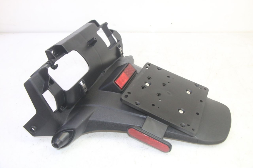 photo de PARAFANGO POSTERIORE PIAGGIO MP3 HPE 350 (2018 - 2020) - Vista principale