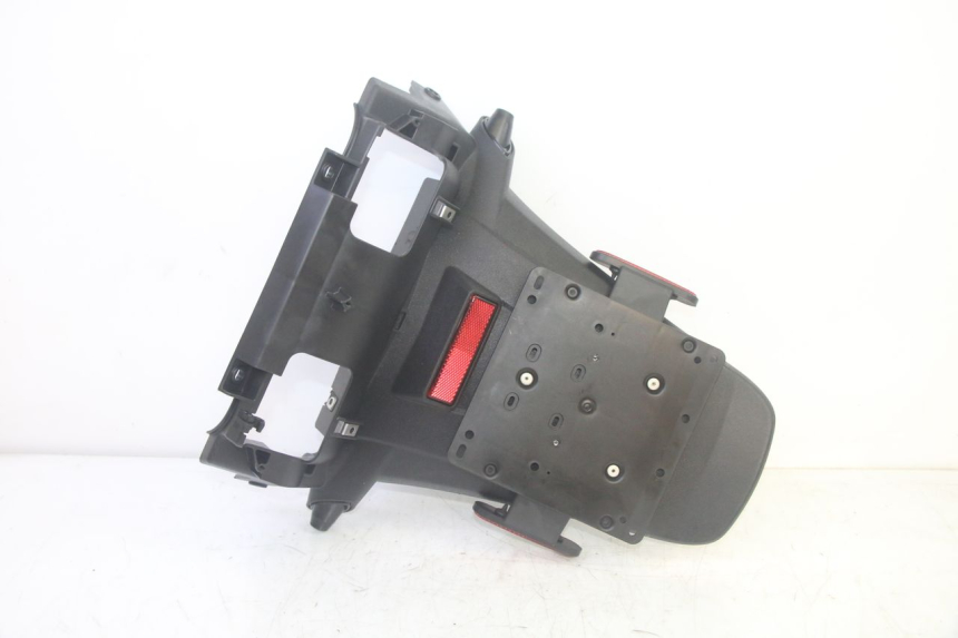 photo de PARAFANGO POSTERIORE PIAGGIO MP3 HPE 350 (2018 - 2020) - Zoom sullo stato d'uso