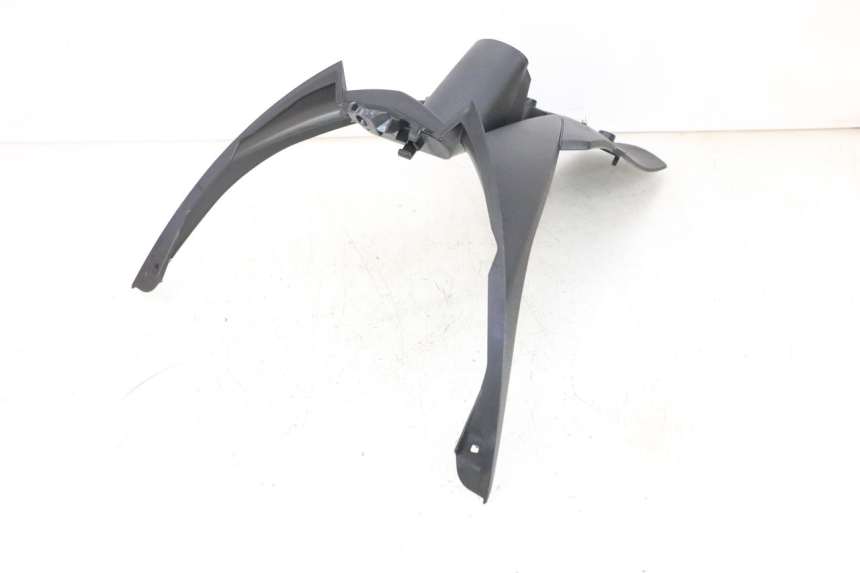 photo de PARAFANGO POSTERIORE PIAGGIO MP3 HPE 300 (2019 - 2026) - Stato della superficie e materiale