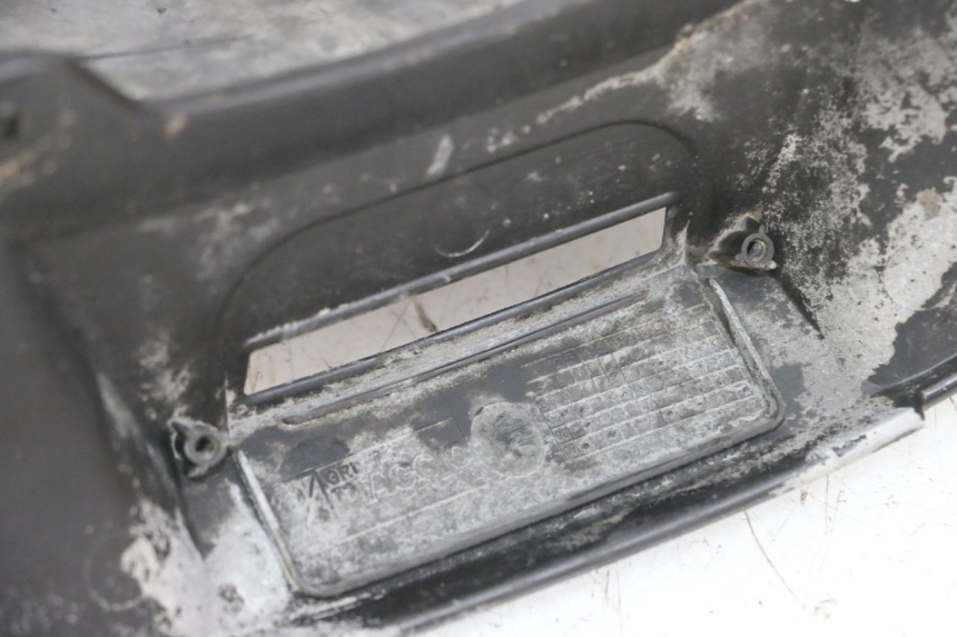 photo de PARAFANGO POSTERIORE PIAGGIO MP3 LT 300 (2010 - 2016) - Altra angolazione