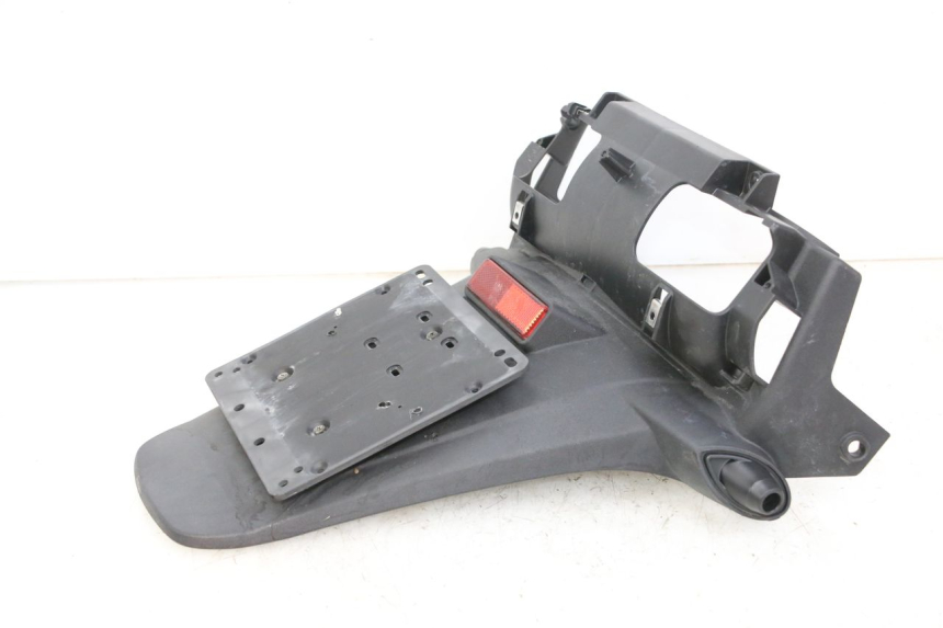 photo de PARAFANGO POSTERIORE PIAGGIO MP3 500 (2014 - 2017) - Zoom sullo stato d'uso