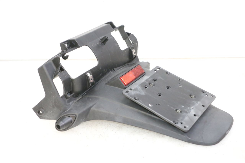 photo de PARAFANGO POSTERIORE PIAGGIO MP3 500 (2014 - 2017) - Altra angolazione