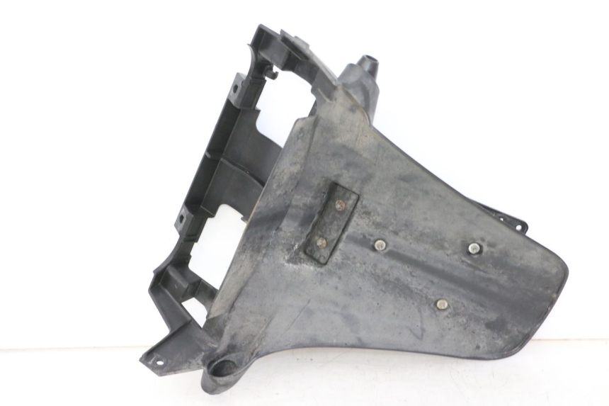 photo de PARAFANGO POSTERIORE PIAGGIO MP3 500 (2014 - 2017) - Primo piano tecnico