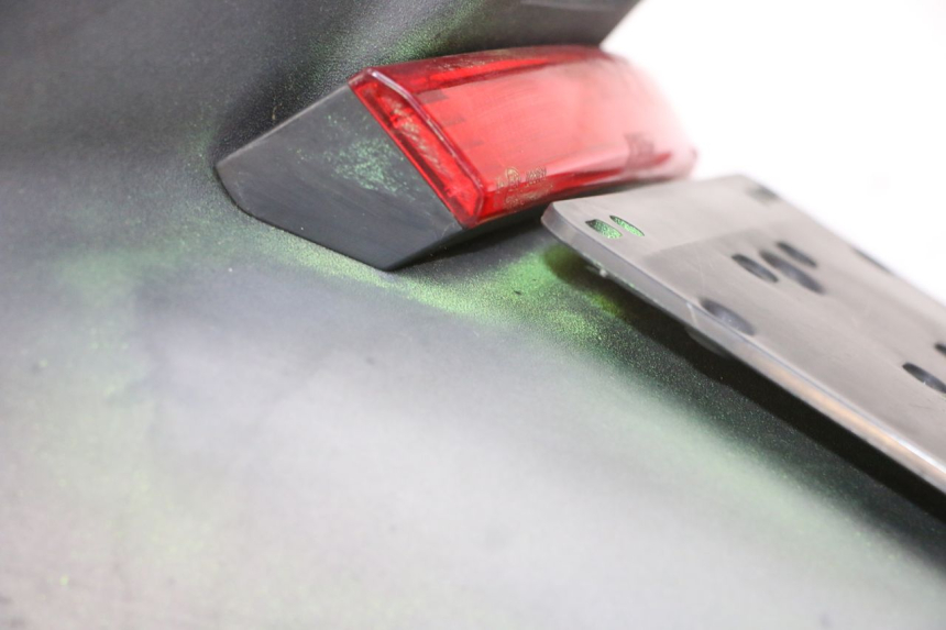 photo de PARAFANGO POSTERIORE PIAGGIO MP3 RL 250 (2006 - 2010) - Altra angolazione