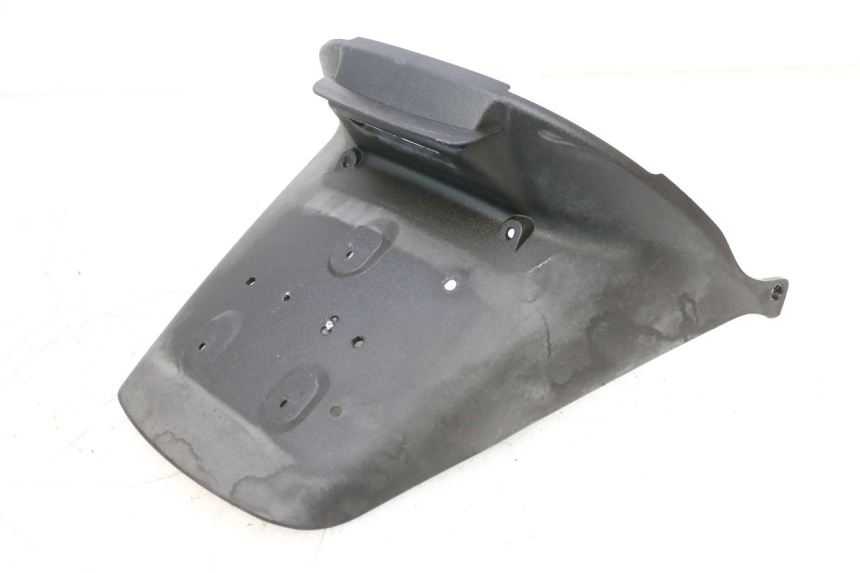 photo de PARAFANGO POSTERIORE PIAGGIO MP3 RL 250 (2006 - 2010) - Primo piano tecnico