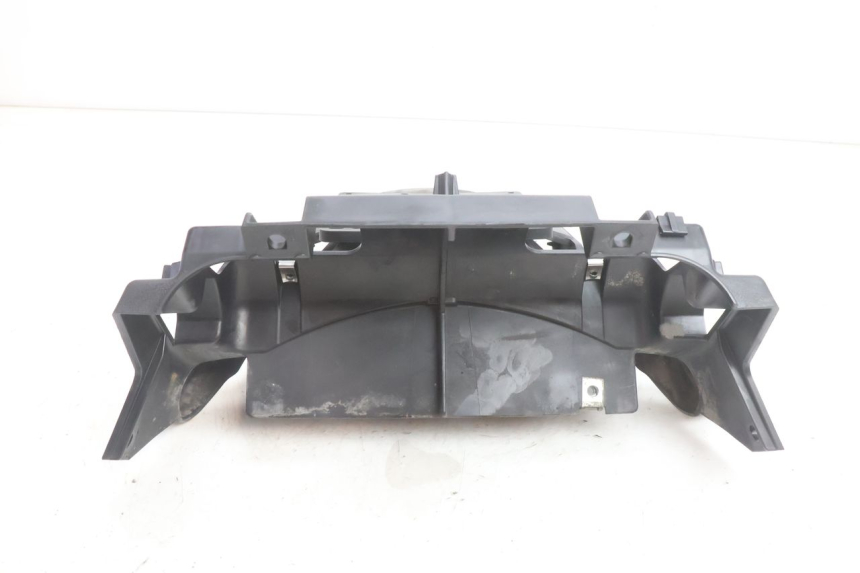 photo de PARAFANGO POSTERIORE PIAGGIO MP3 500 (2016 - 2018) - Altra angolazione