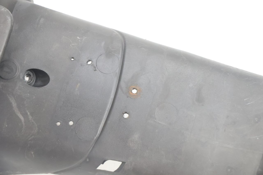 photo de PARAFANGO POSTERIORE YAMAHA NEO'S NEOS 2T 50 (1998 - 2007) - Zoom sullo stato d'uso