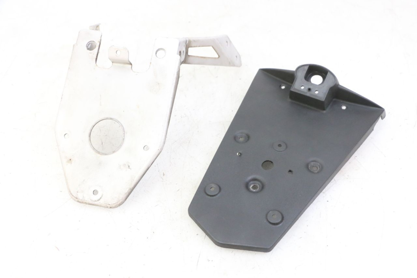 photo de PARAFANGO POSTERIORE GILERA NEXUS 125 (2009 - 2013) - Vista principale