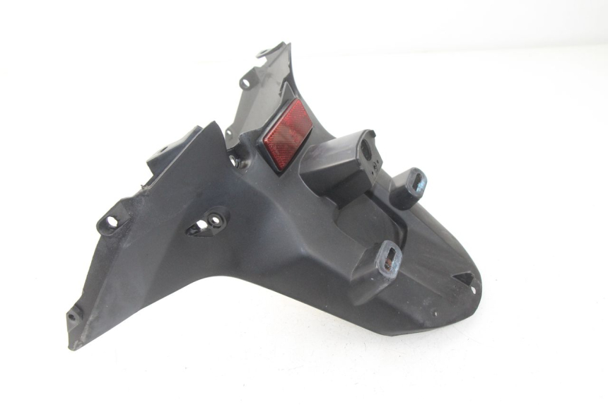 photo de PARAFANGO POSTERIORE SYM ORBIT 2 4T 50 (2008 - 2017) - Altra angolazione