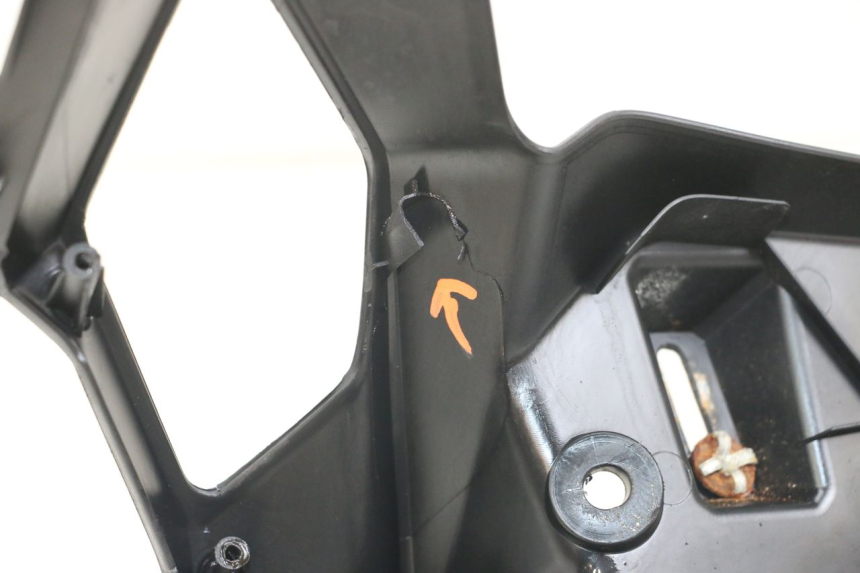 photo de PARAFANGO POSTERIORE SYM ORBIT III 3 4T 50 (2018 - 2021) - Zoom sullo stato d'uso