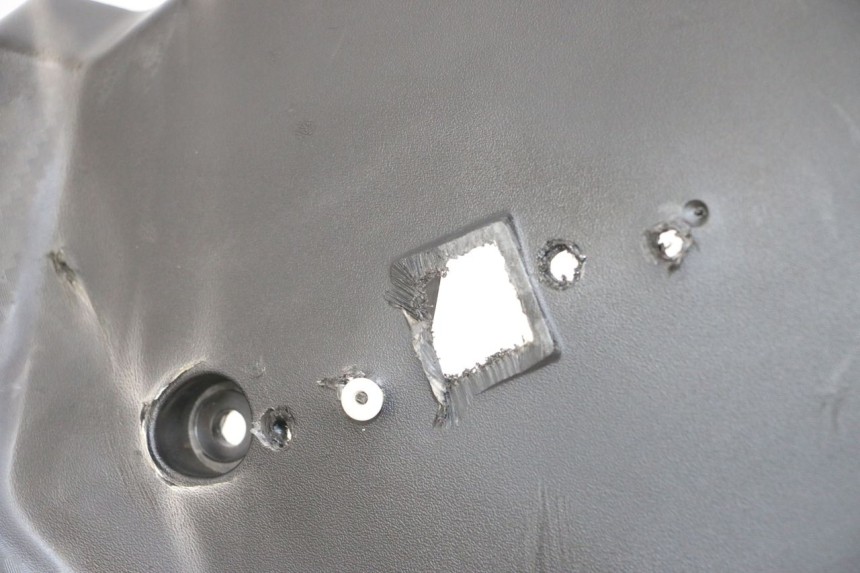 photo de PARAFANGO POSTERIORE SYM ORBIT III 3 4T 50 (2018 - 2021) - Altra vista dell'articolo