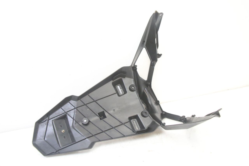 photo de PARAFANGO POSTERIORE SYM ORBIT III 3 4T 50 (2021 - 2025) - Stato della superficie e materiale