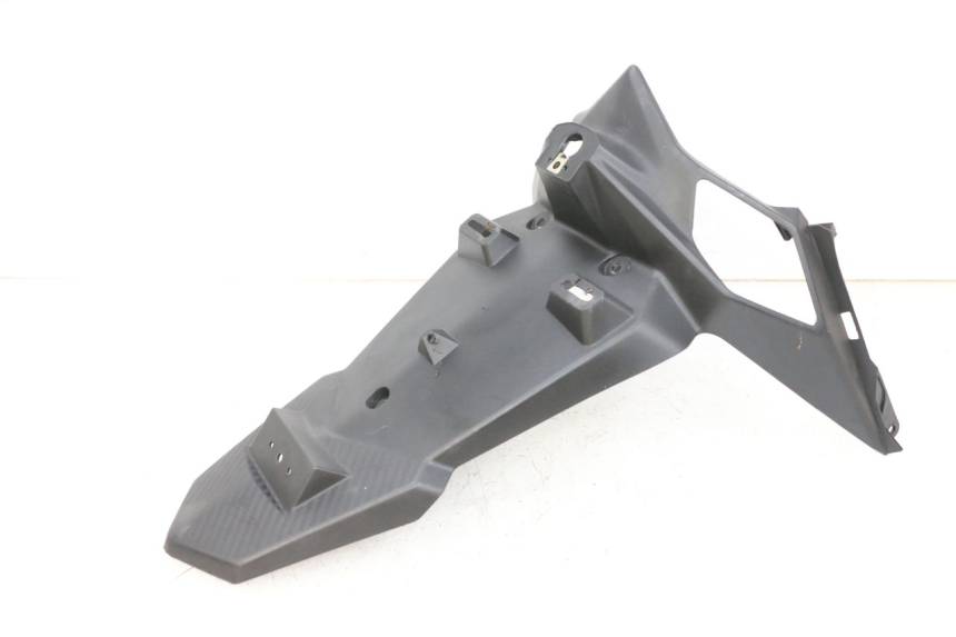 photo de PARAFANGO POSTERIORE SYM ORBIT III 3 4T 50 (2018 - 2021) - Dettagli dei punti di fissaggio