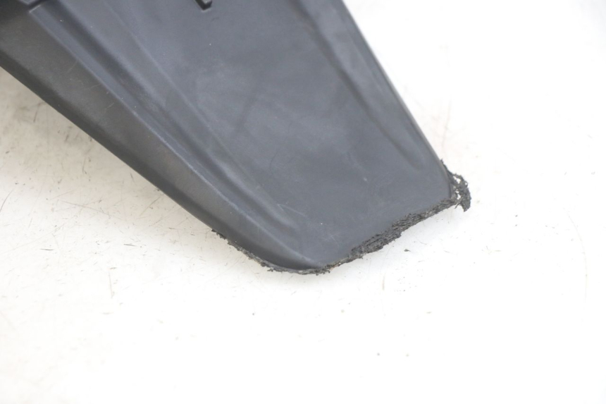 photo de PARAFANGO POSTERIORE HONDA PCX (JF47) 125 (2012 - 2013) - Primo piano tecnico