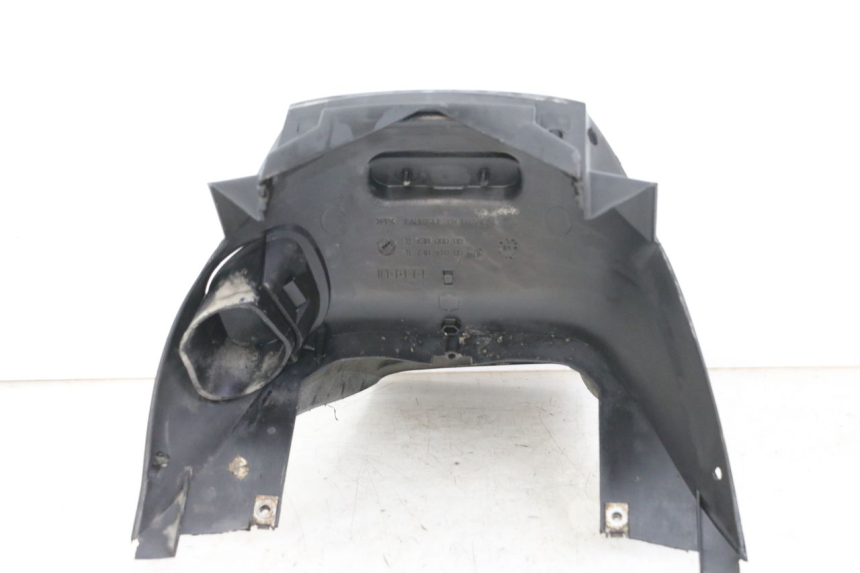 photo de PARAFANGO POSTERIORE PEUGEOT ELYSTAR 50 (2002 - 2014) - Primo piano tecnico