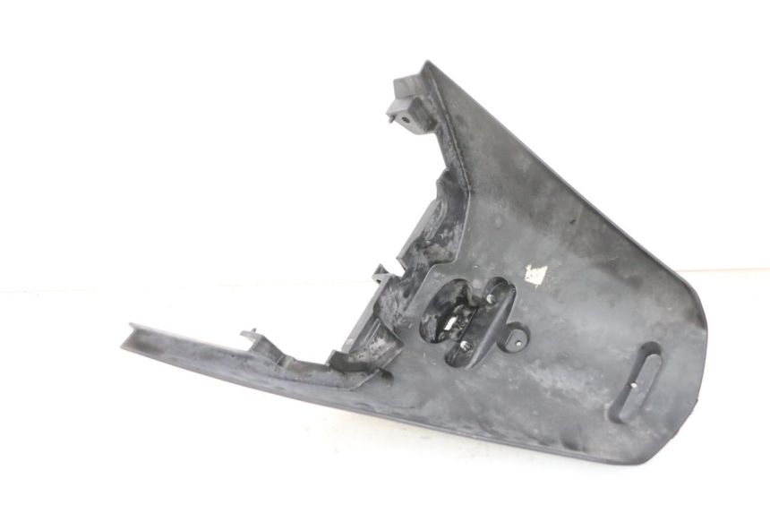 photo de PARAFANGO POSTERIORE PEUGEOT SATELIS 125 (2013 - 2018) - Dettaglio del componente