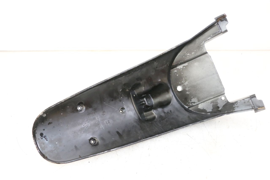 photo de PARAFANGO POSTERIORE PIAGGIO BEVERLY 125 (1998 - 2005) - Dettaglio del componente