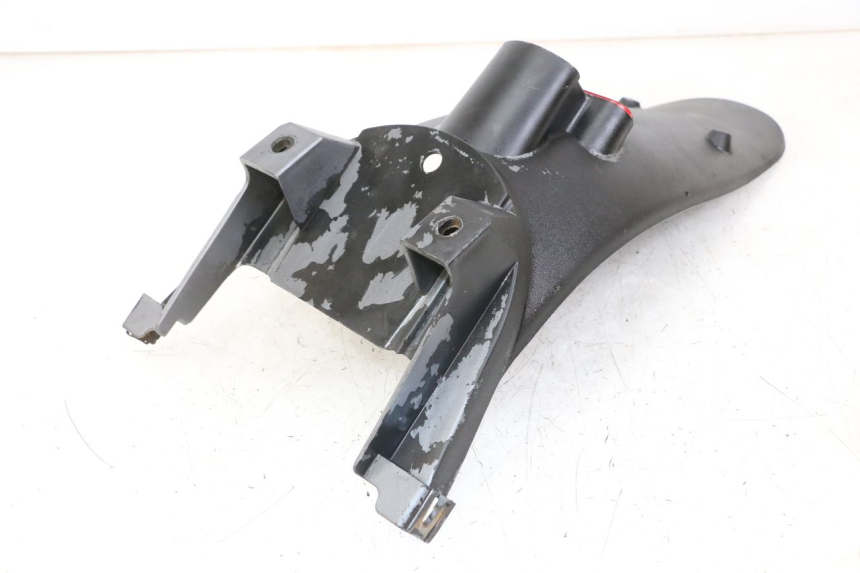 photo de PARAFANGO POSTERIORE PIAGGIO BEVERLY 125 (1998 - 2005) - Altra angolazione