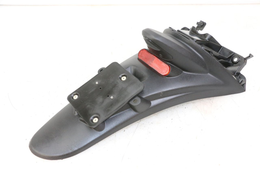 photo de PARAFANGO POSTERIORE PIAGGIO LIBERTY IGET 4T 50 (2021 - 2025) - Altra angolazione