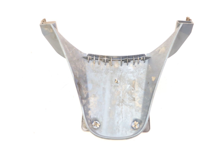 photo de PARAFANGO POSTERIORE PIAGGIO VESPA LX 2T 50 (2005 - 2013) - Zoom sullo stato d'uso