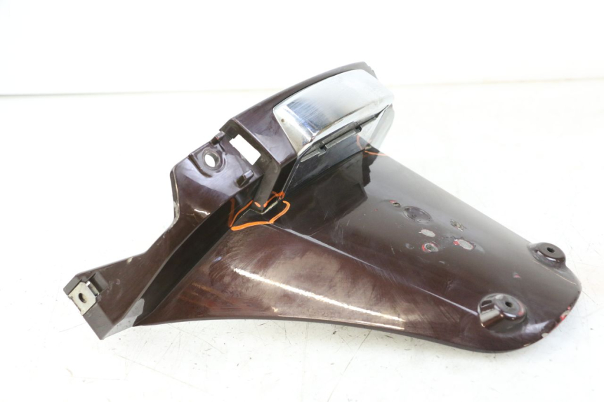 photo de PARAFANGO POSTERIORE PIAGGIO VESPA LX IE 125 (2010 - 2012) - Marcature e riferimenti originali