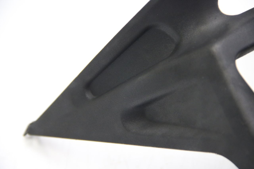 photo de PARAFANGO POSTERIORE GILERA RUNNER SP 50 (2009 - 2017) - Primo piano tecnico