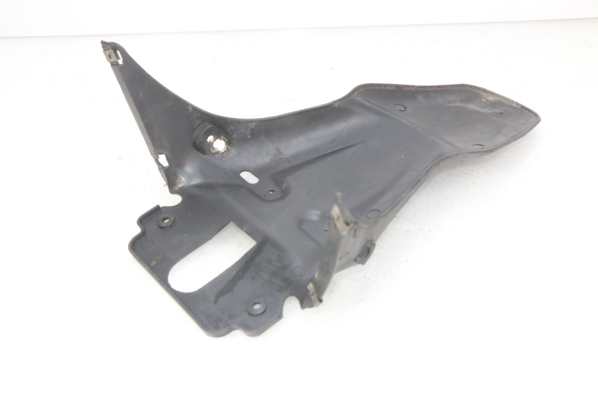 photo de PARAFANGO POSTERIORE KEEWAY RY6 2T 50 (2011 - 2019) - Zoom sullo stato d'uso