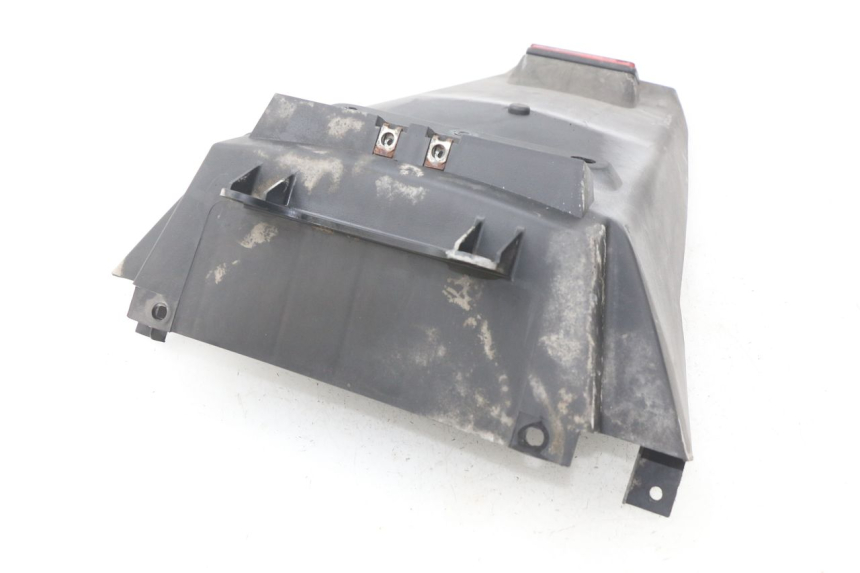 photo de Parafango posteriore DAELIM S2 125 (2006 - 2007) - Zoom sullo stato d'uso