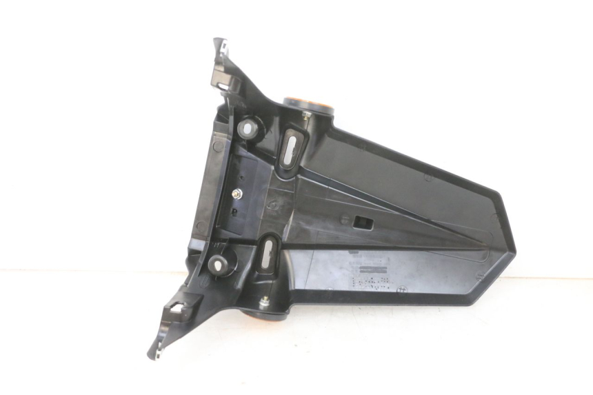 photo de PARAFANGO POSTERIORE JM MOTORS SANTANA EVO 50 (2024 - 2026) - Zoom sullo stato d'uso