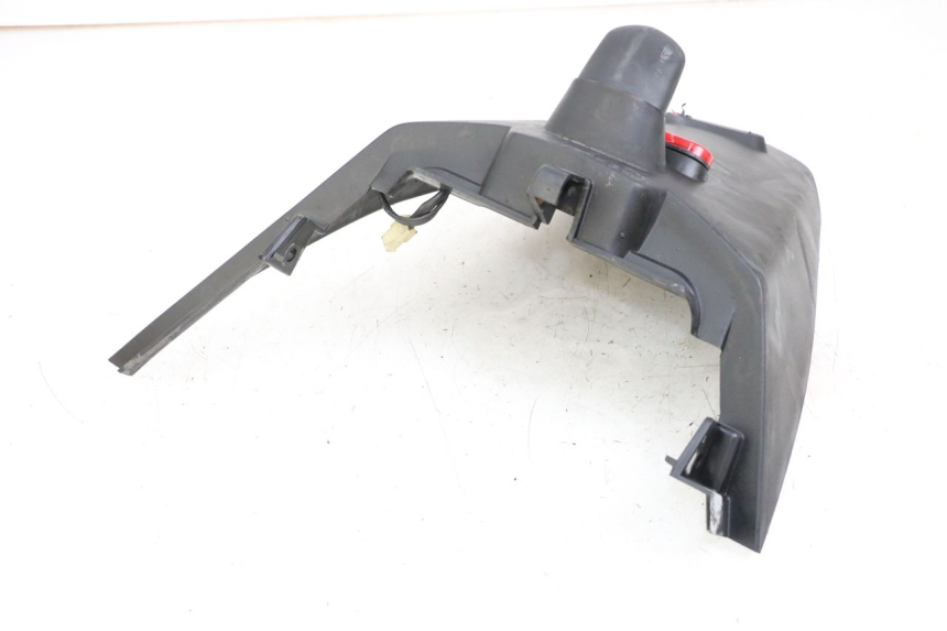 photo de PARAFANGO POSTERIORE PEUGEOT SATELIS 125 (2010 - 2012) - Zoom sullo stato d'uso