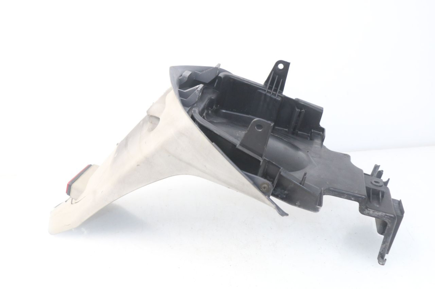 photo de Parafango posteriore HONDA SES DYLAN 125 (2002 - 2006) - Primo piano tecnico