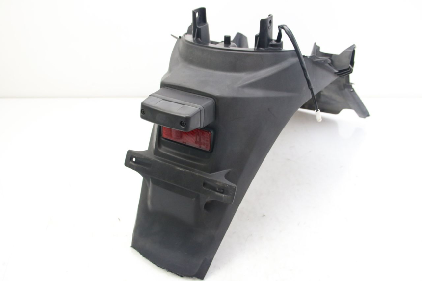 photo de PARAFANGO POSTERIORE SUZUKI SIXTEEN 125 (2008 - 2010) - Vista principale