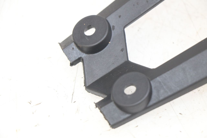 photo de PARAFANGO POSTERIORE SHERCO SM-R 50 (2018 - 2021) - Dettagli dei punti di fissaggio