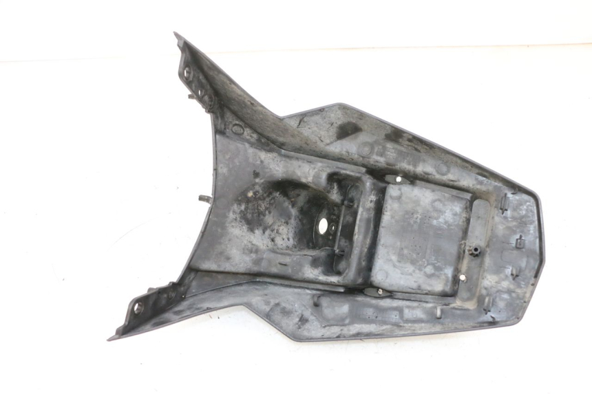 photo de PARAFANGO POSTERIORE PEUGEOT SPEEDFIGHT 4 4T EFI 50 (2021 - 2025) - Altra angolazione