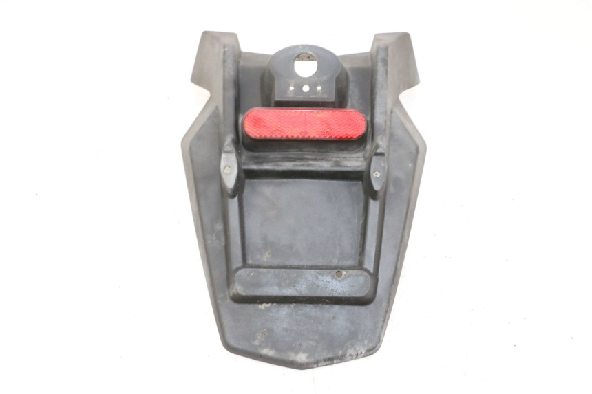 photo de PARAFANGO POSTERIORE PEUGEOT SPEEDFIGHT 4 4T EFI 50 (2021 - 2025) - Dettagli dei punti di fissaggio