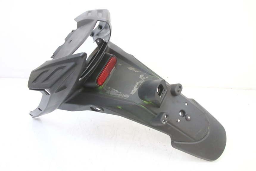 photo de PARAFANGO POSTERIORE APRILIA SR 2T 50 (2018 - 2022) - Primo piano tecnico