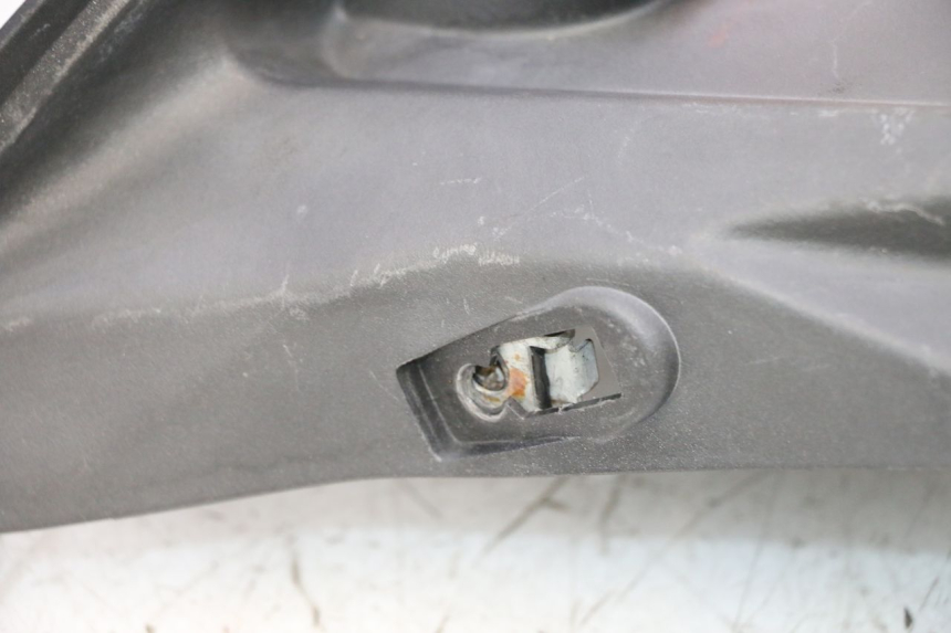 photo de PARAFANGO POSTERIORE APRILIA SR MOTARD 50 (2012 - 2018) - Altra angolazione