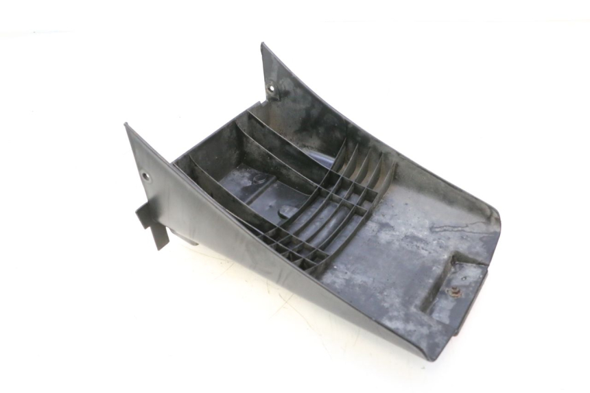 photo de PARAFANGO POSTERIORE HONDA ST PAN EUROPEAN 1100 (1990 - 2002) - Zoom sullo stato d'uso