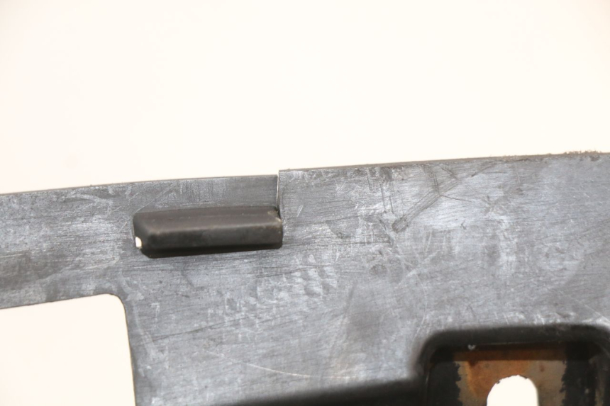 photo de PARAFANGO POSTERIORE KYMCO SUPER 8 4T 50 (2021 - 2024) - Marcature e riferimenti originali