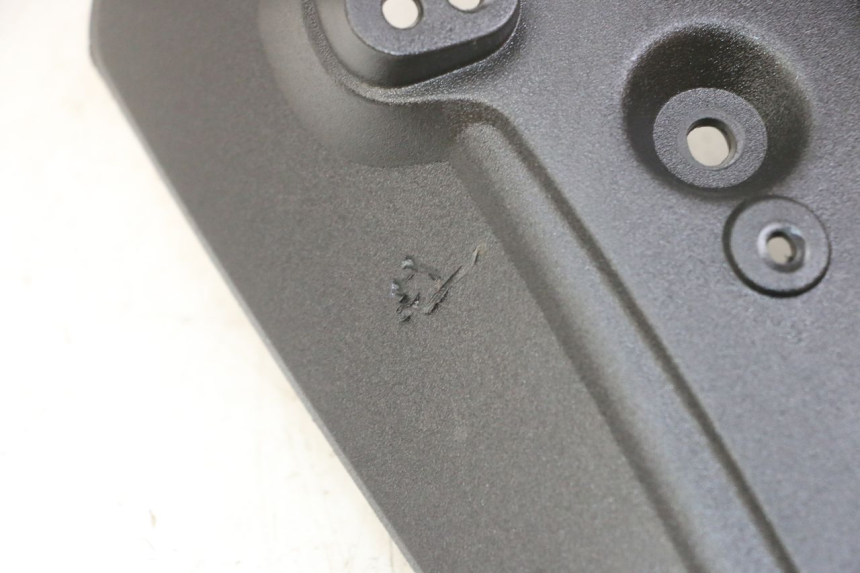 photo de PARAFANGO POSTERIORE APRILIA SXR 50 (2021 - 2023) - Altra angolazione