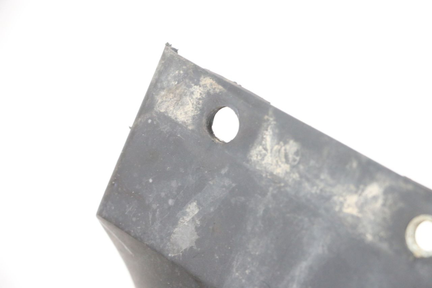 photo de PARAFANGO POSTERIORE YAMAHA TTR 125 (2000 - 2020) - Zoom sullo stato d'uso