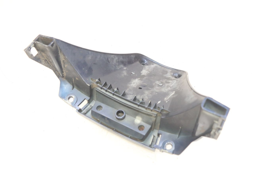 photo de PARAFANGO POSTERIORE PIAGGIO VESPA LXV 125 (2006 - 2009) - Zoom sullo stato d'uso