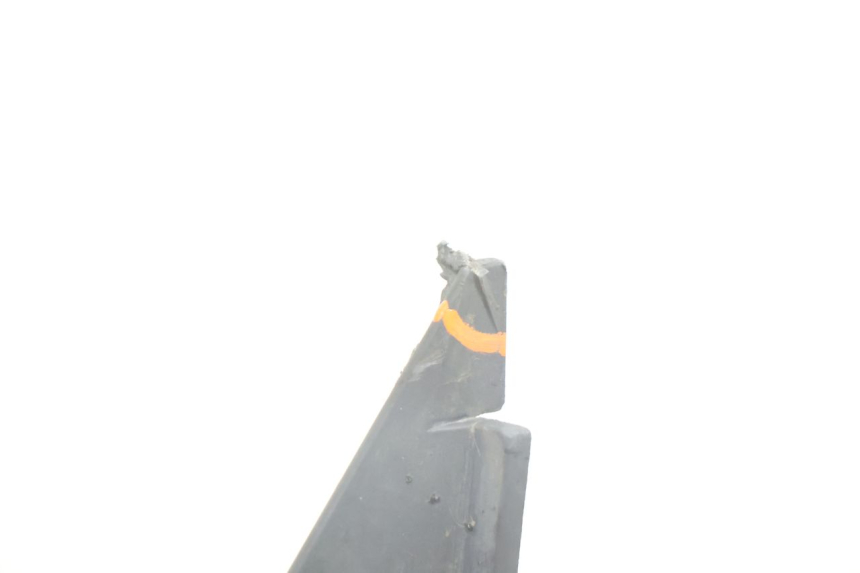 photo de PARAFANGO POSTERIORE PEUGEOT VIVACITY 100 (1999 - 2008) - Stato della superficie e materiale