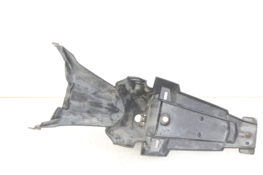 photo de PARAFANGO POSTERIORE SYM WOLF SB 125 (2011 - 2018) - Zoom sullo stato d'uso