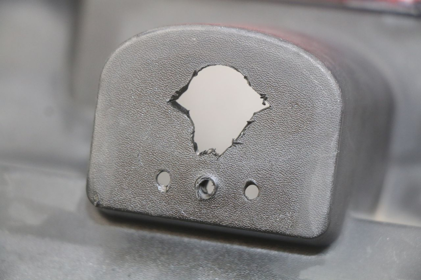 photo de PARAFANGO POSTERIORE YAMAHA XMAX X-MAX 125 (2006 - 2009) - Zoom sullo stato d'uso