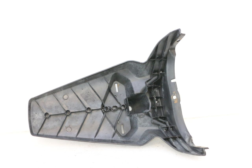 photo de PARAFANGO POSTERIORE YAMAHA X-MAX XMAX 125 (2010 - 2013) - Dettagli dei punti di fissaggio