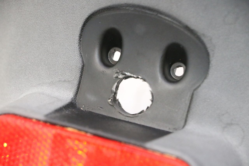 photo de PARAFANGO POSTERIORE PIAGGIO ZIP IGET 4T 50 (2021 - 2023) - Altra angolazione