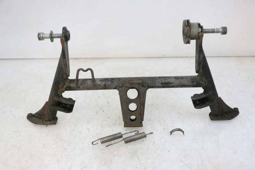 photo de CAVALLETTO CENTRALE BMW C1 125 (2000 - 2003) - Stato della superficie e materiale