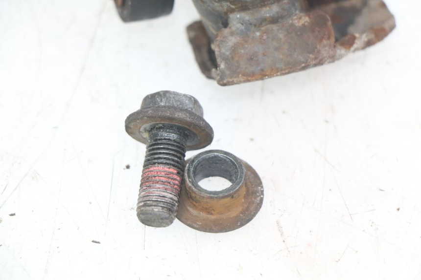 photo de CAVALLETTO CENTRALE HONDA FES PANTHEON 2T 125 (1998 - 2002) - Zoom sui componenti